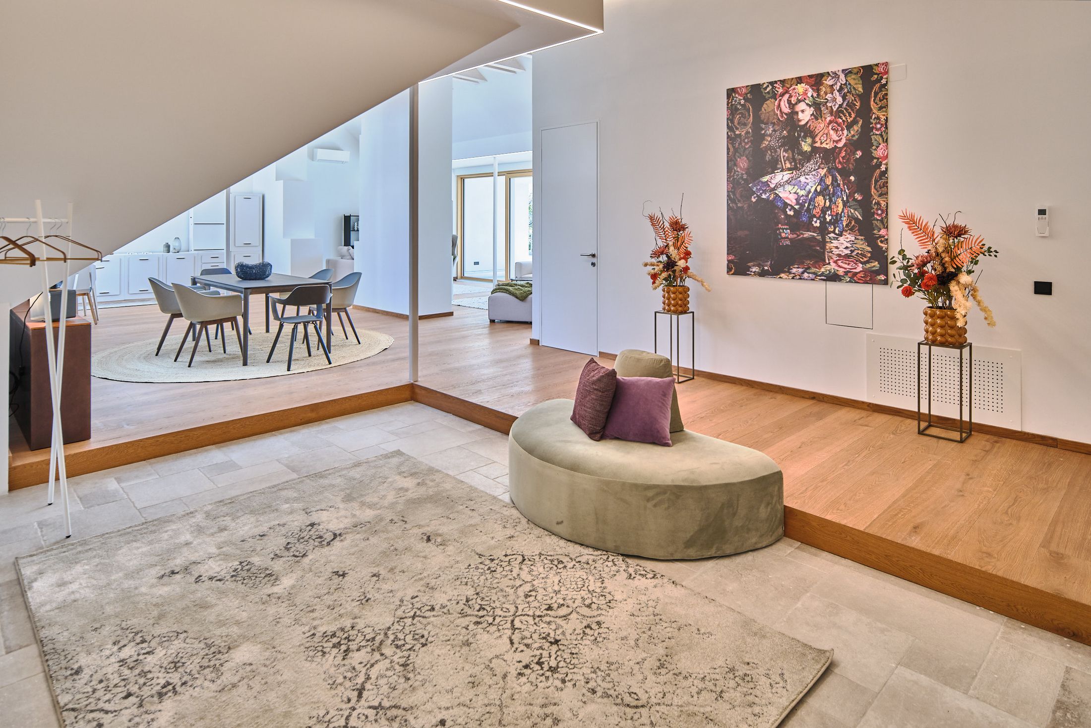 Staging einer extravaganten Dachgeschoßwohnung