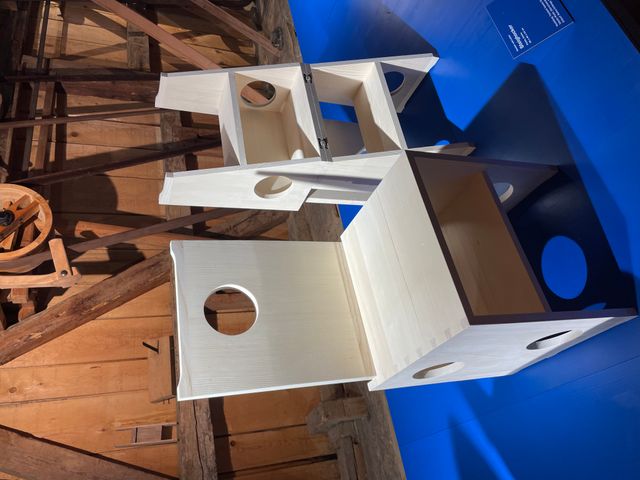 Eingereichtes Produkt - Steighocker aus Fichte und Esche - Hocker und Leiter in einem